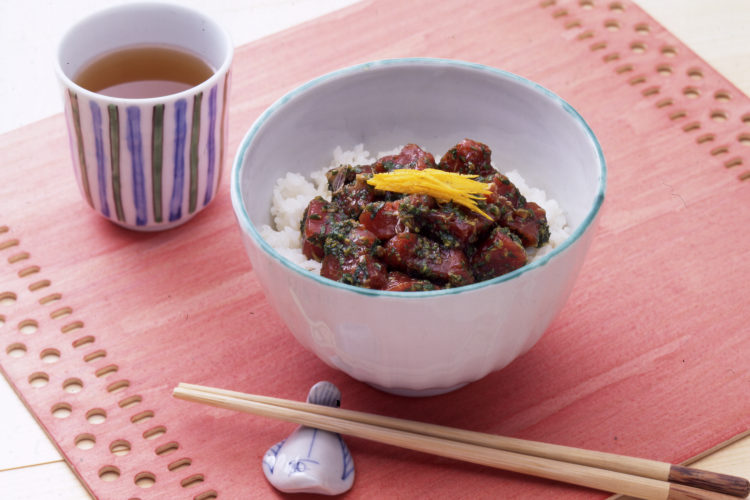 まぐろの変わり丼